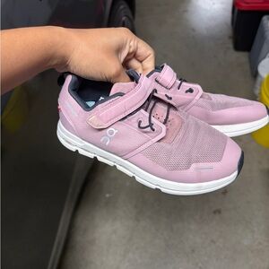 On Running Kids Sneakers in Pink and White